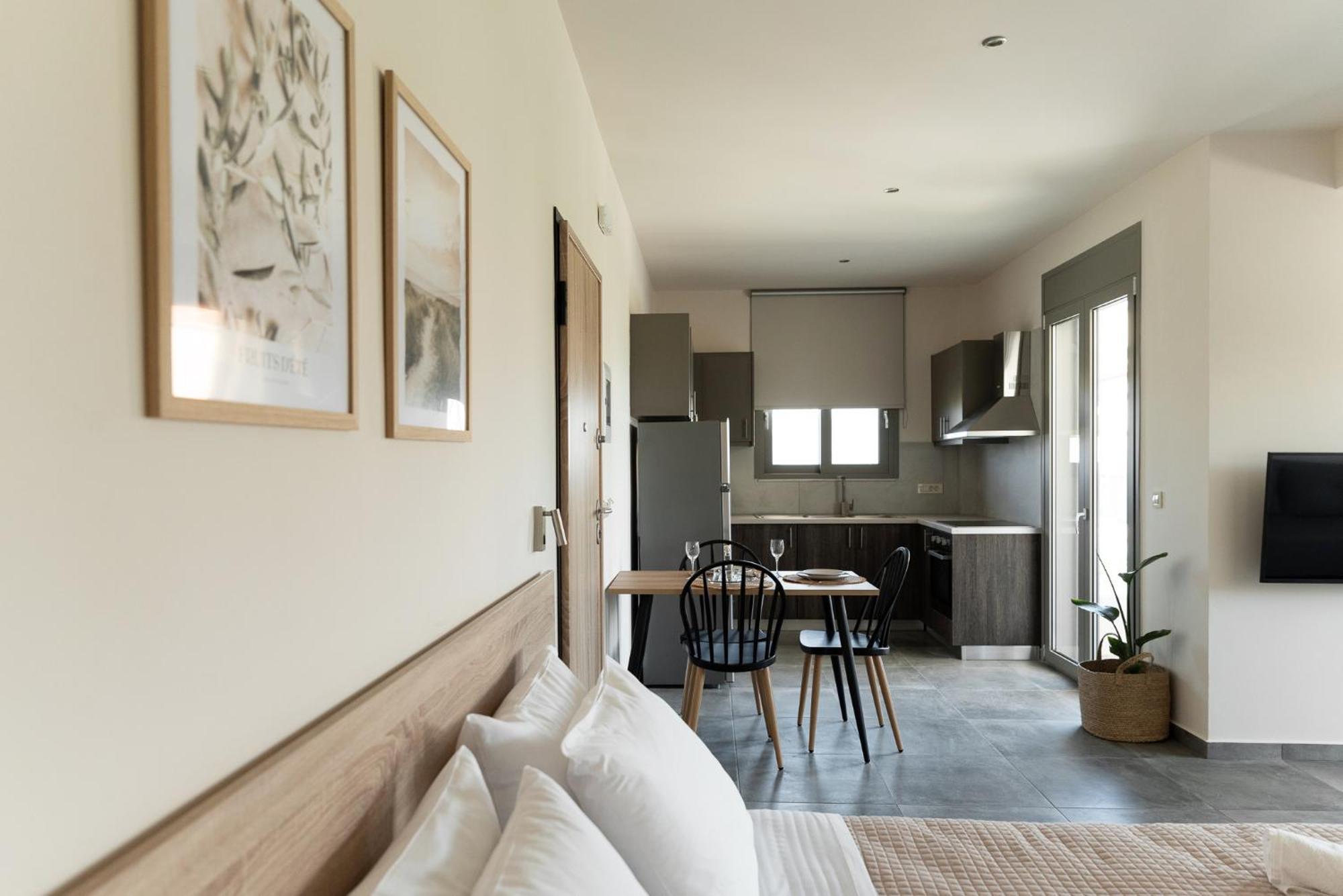 Oliva Verde Residences Galatas  Bagian luar foto