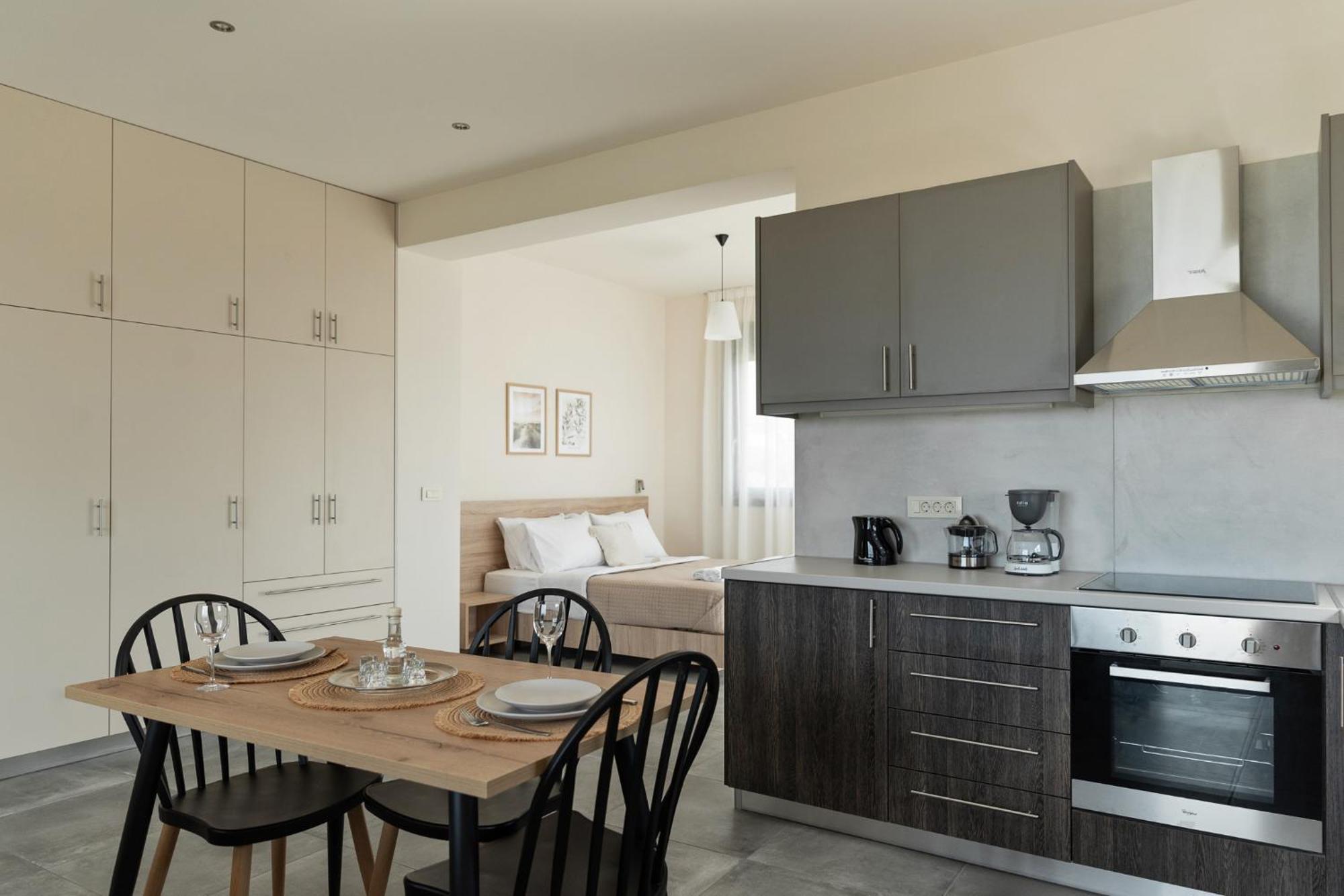 Oliva Verde Residences Galatas  Bagian luar foto