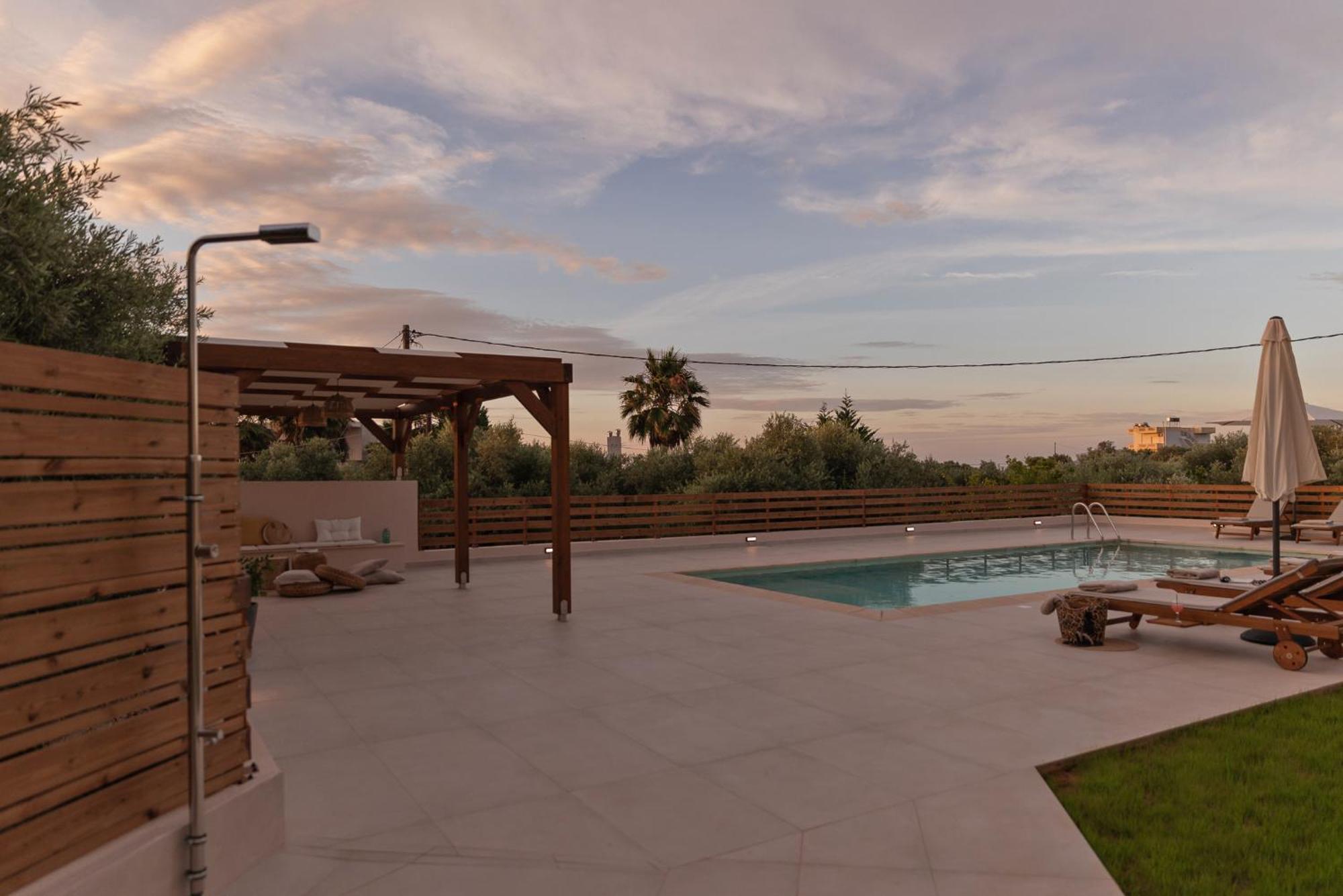 Oliva Verde Residences Galatas  Bagian luar foto