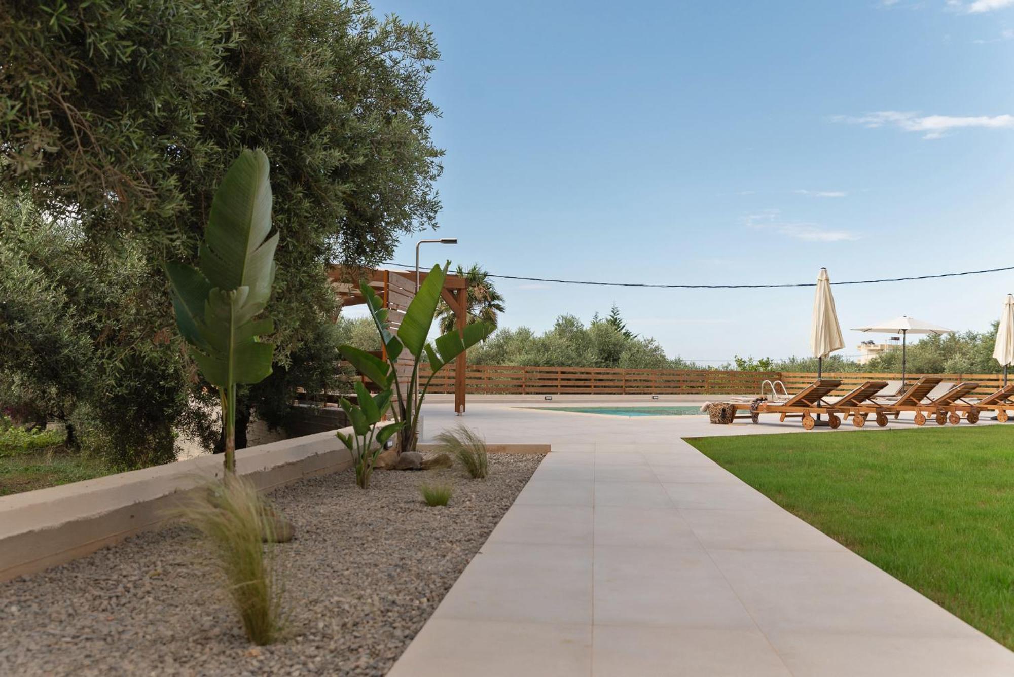 Oliva Verde Residences Galatas  Bagian luar foto